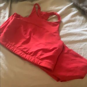 Outdoor voices red set